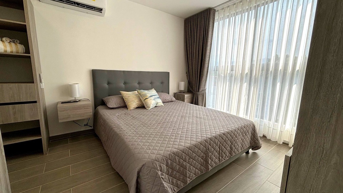 Cali Apartment | Cozy studio Cali with WiFi, AC, Pool