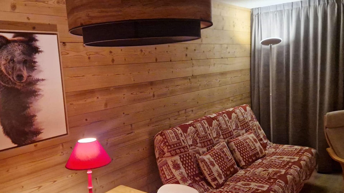 Cognet Apartment | Cozy studio for 4 in L'Alpe d'Huez, near slopes, pets welcome