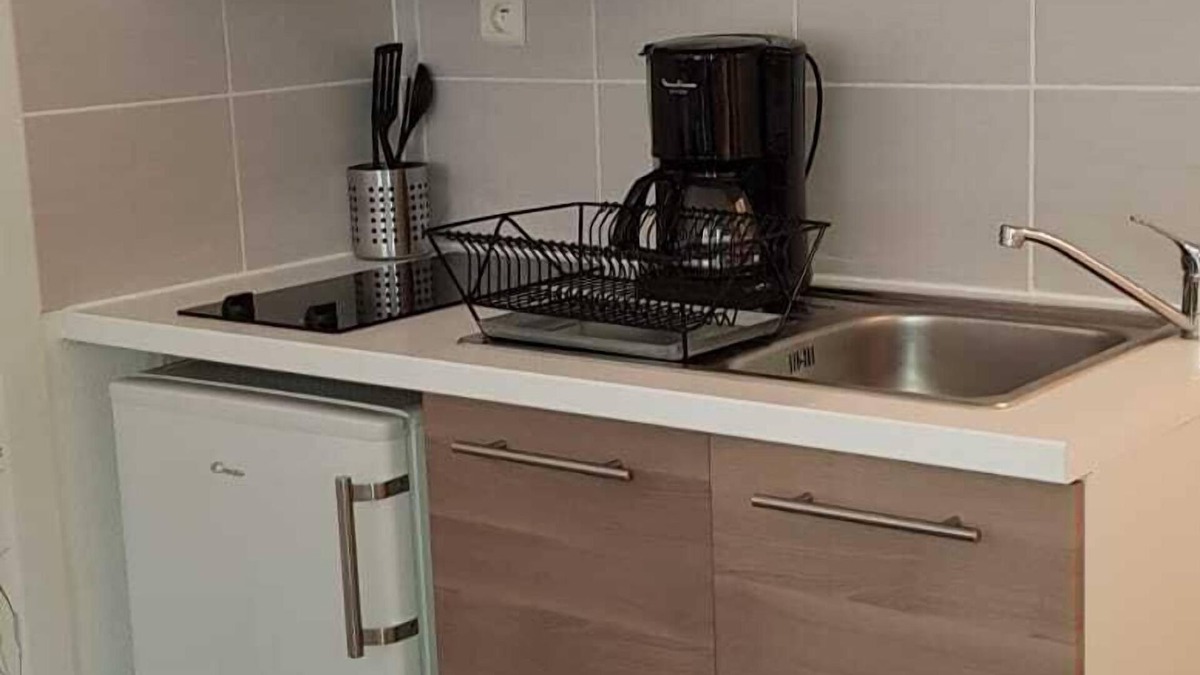Bussy-Saint-Georges Apartment | Cozy Studio near Disneyland and Paris