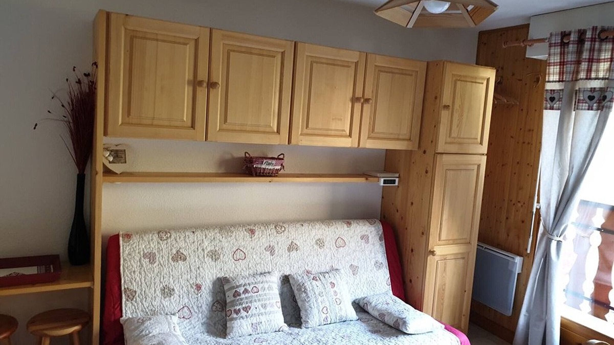 Saint-Jean-dʼAulps Apartment | Cozy studio with balcony, parking and ski-in/ski-out access in Saint-Jean-d'Aulps