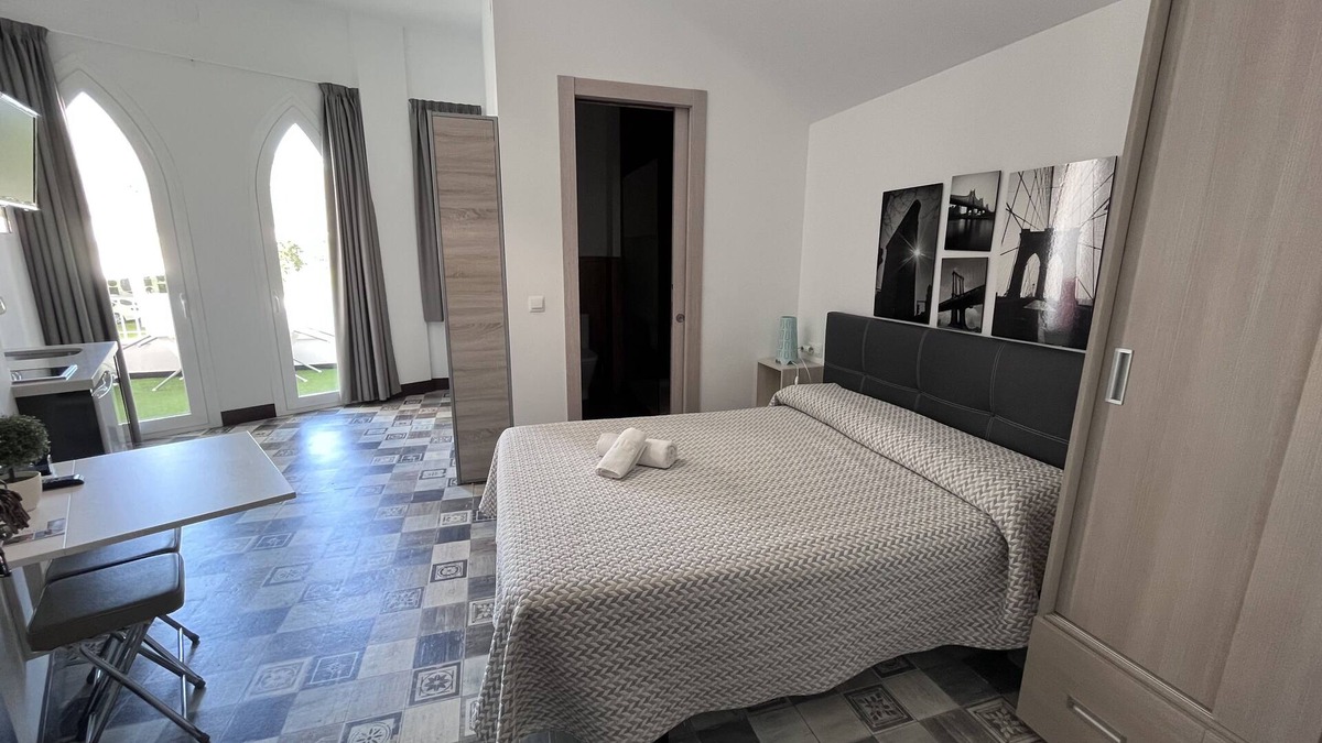 Arenas Apartment | Cozy studio in Arenas overlooking the mountains