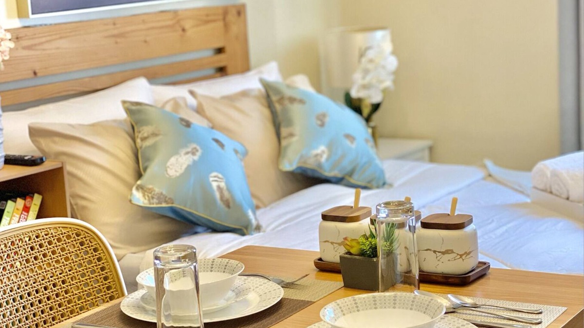 Poblacion District Apartment | Cozy Studio in Metro Davao with W&D, Pool, & Gym
