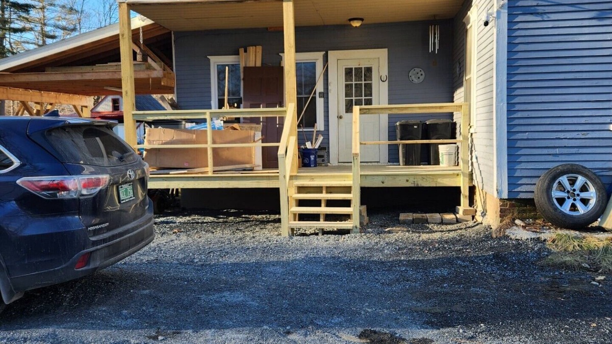 Proctorsville Apartment | Cozy studio in Proctorsville Vt bring yourself to stay at Murphys4Seasons.