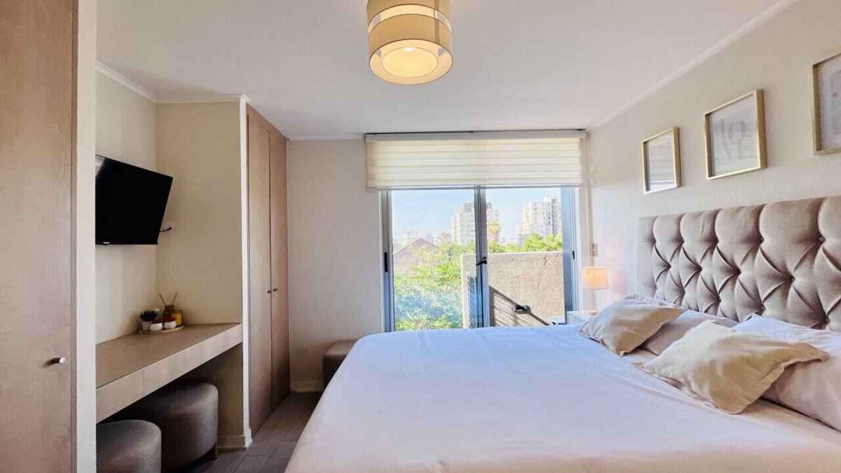 Downtown Santiago Apartment | Cozy studio in the heart of Yungay!