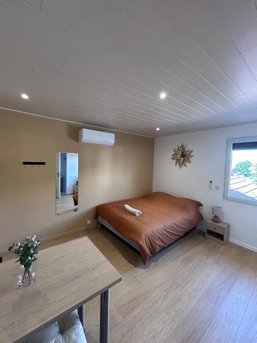 Cournon-dʼAuvergne Apartment | Cozy studio proche Zenith, A75 "émile"