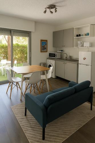 Hopitaux-Facultes Apartment | Cozy studio, secure residence