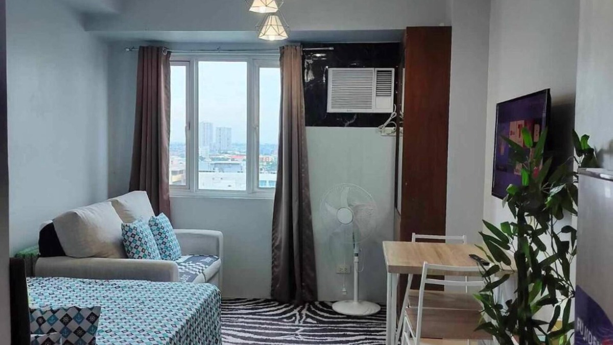 South Triangle Condo | Cozy Studio Unit in Quezon City with Private Pool and City Views
