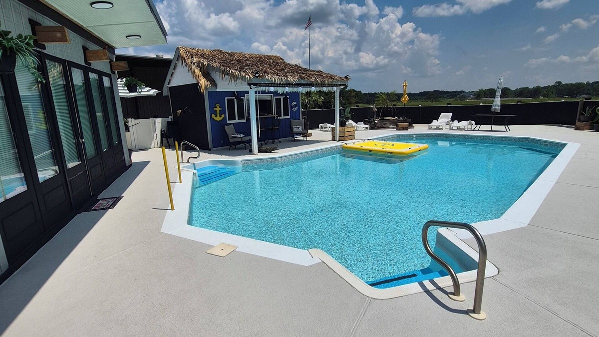 Jemison Apartment | Cozy studio with WiFi and AC in amazing Jemison