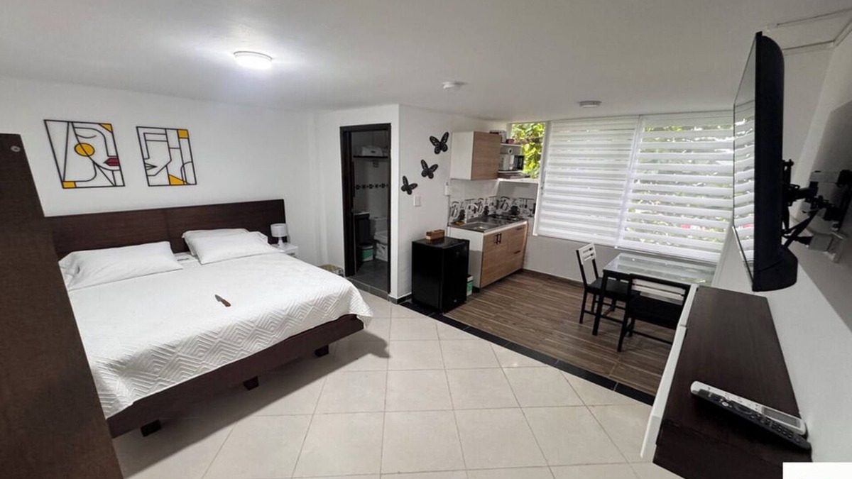Villanueva Apartment | Cozy studio with WiFi and AC in fabulous Villanueva