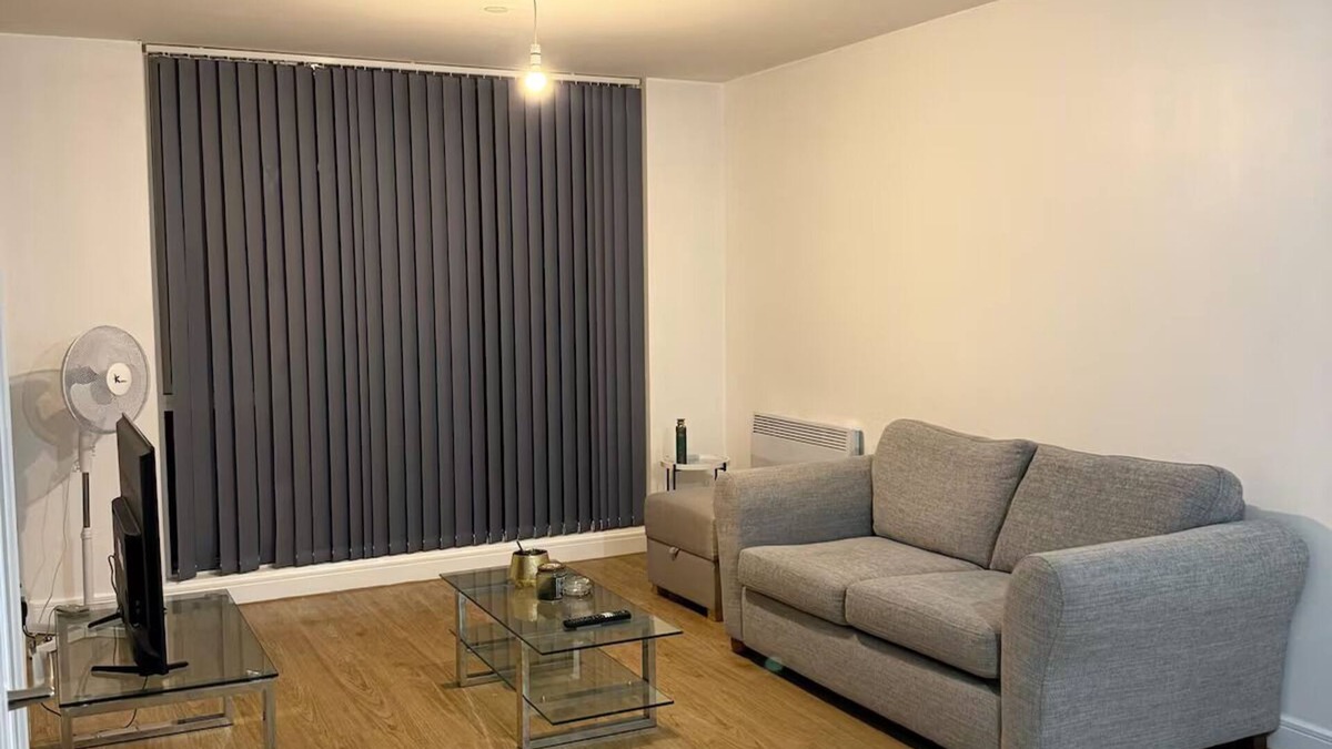 Cheetham Hill Apartment | Cozy Stylish Apt MCR City Centre