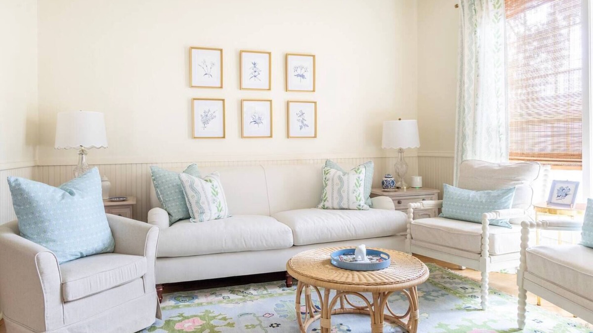 La Grange House | Cozy & Stylish + Walk to Ice Plant + 15 min to Round Top + The Moli