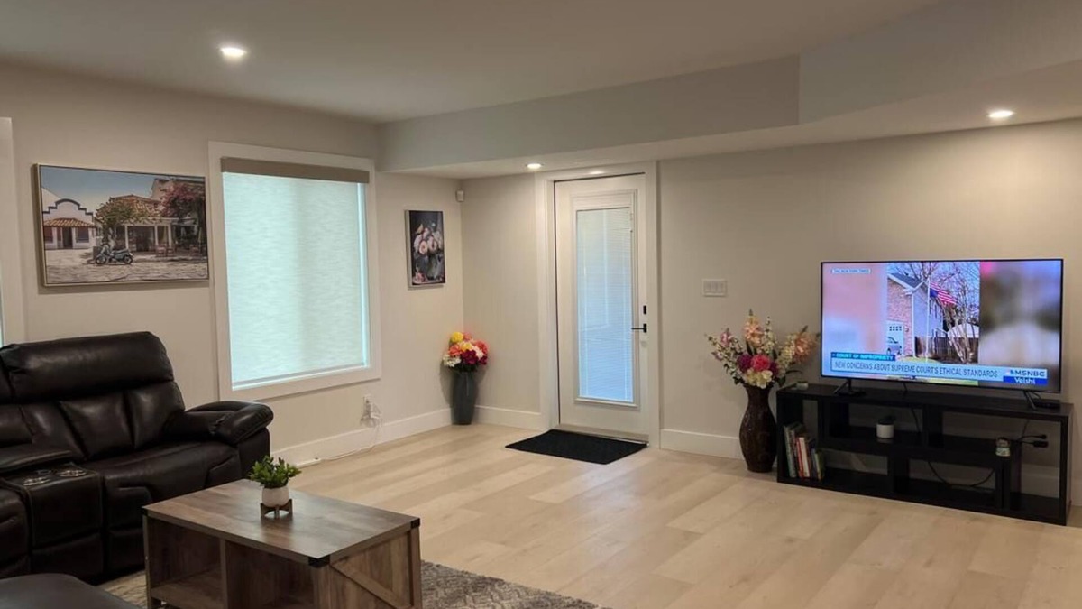 Prince George House | Cozy Suite in a New Division close to the University