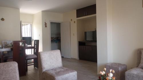 Kennedy Apartment | Cozy Suite in cdla. Kennedy