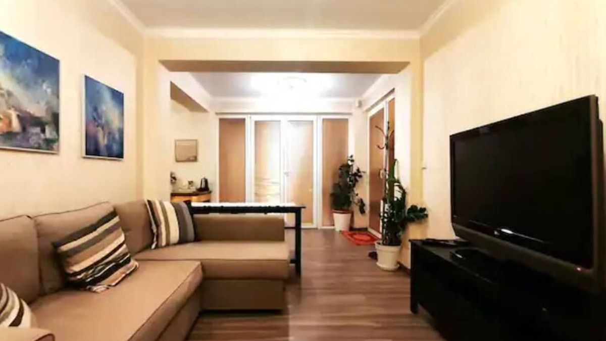 Tuchomerice Apartment | Cozy Suite with Terrace