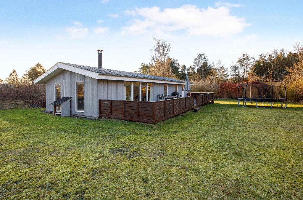 Glesborg House | Cozy Summer House On Scenic Djursland