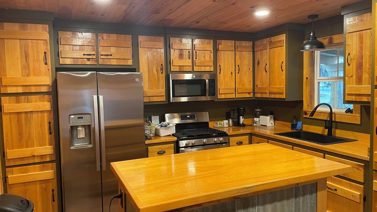 Pierre Part Cabin | Cozy Swamp Cabin in charming Pierre Part with AC, WiFi