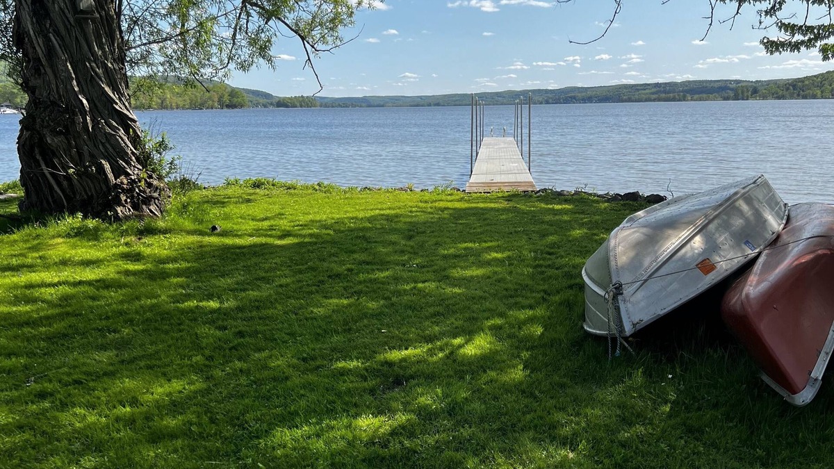 Richfield Springs House | Cozy three bedroom cottage on Lake Canadarago