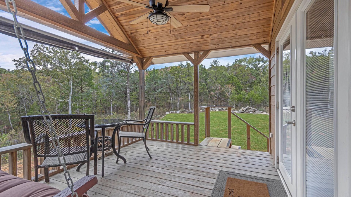Belle Mina Cabin | Cozy Tiny Cabin with a View!