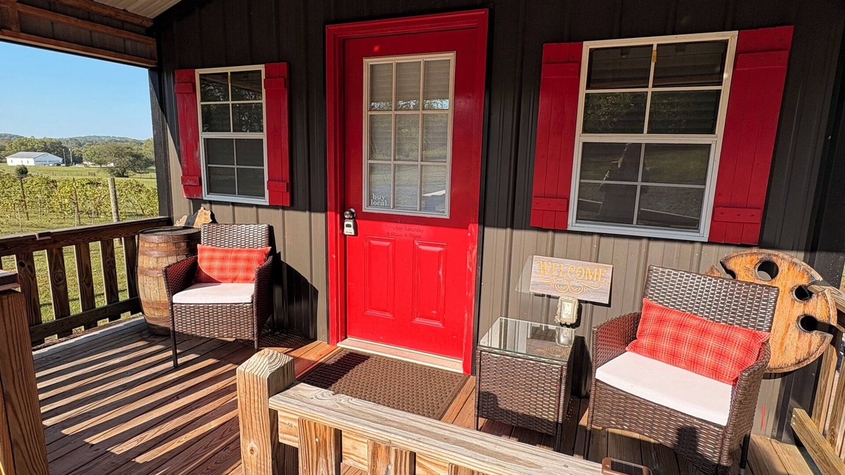 Rockfield Cabin | Cozy Tiny Home at Traveler's Cellar Winery in Rockfield with Vineyard views.