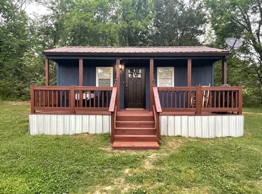 Eva House | Cozy tiny home cabin in Eva, TN