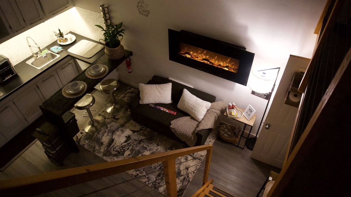 Athens Apartment | Cozy tiny house 10 min. from UGA.