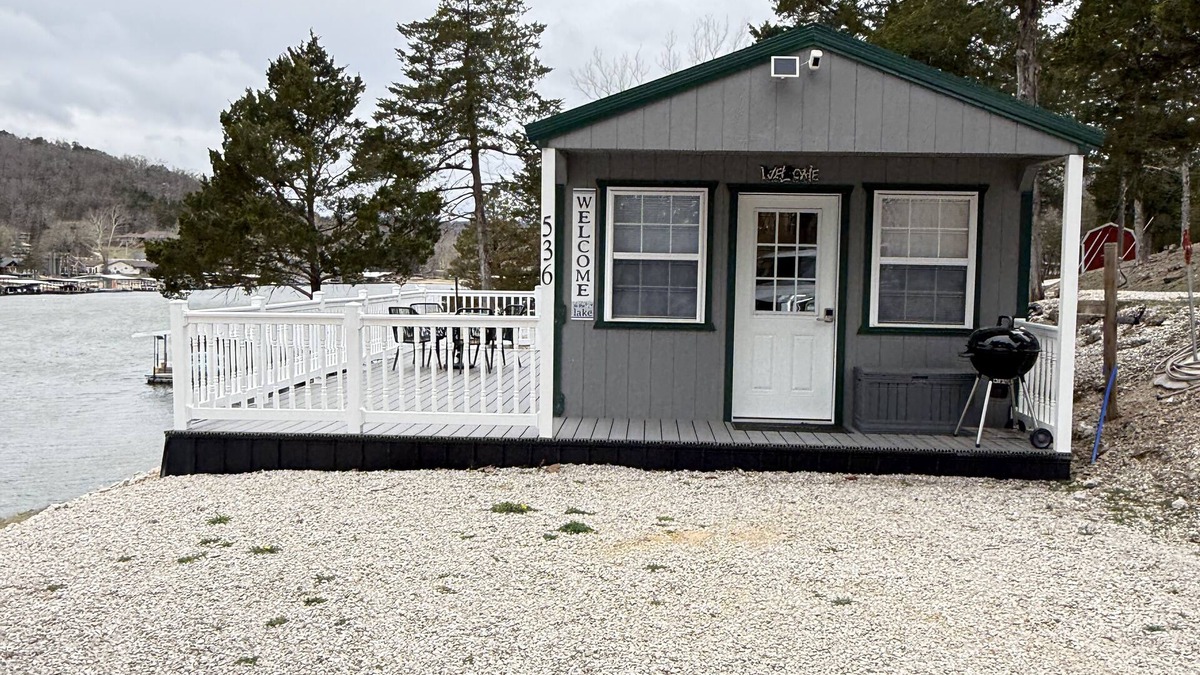 Roach Cabin | Cozy TINY HOUSE in a very quiet cove.