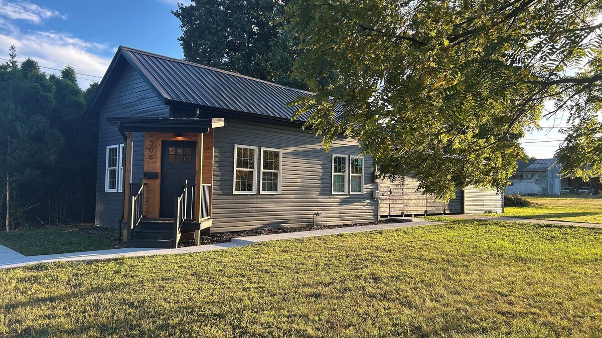 Scottsburg House | Cozy Tiny House in Scottsburg