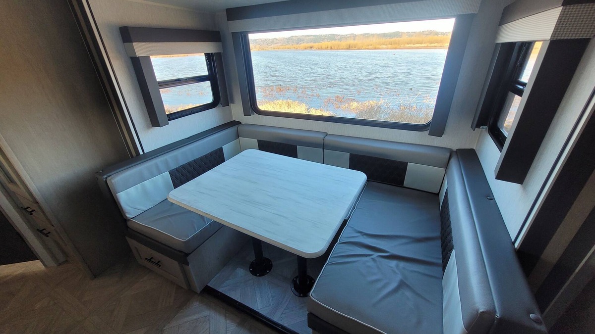 Sunnyslope House | Cozy travel trailer with AC in charming South Salem