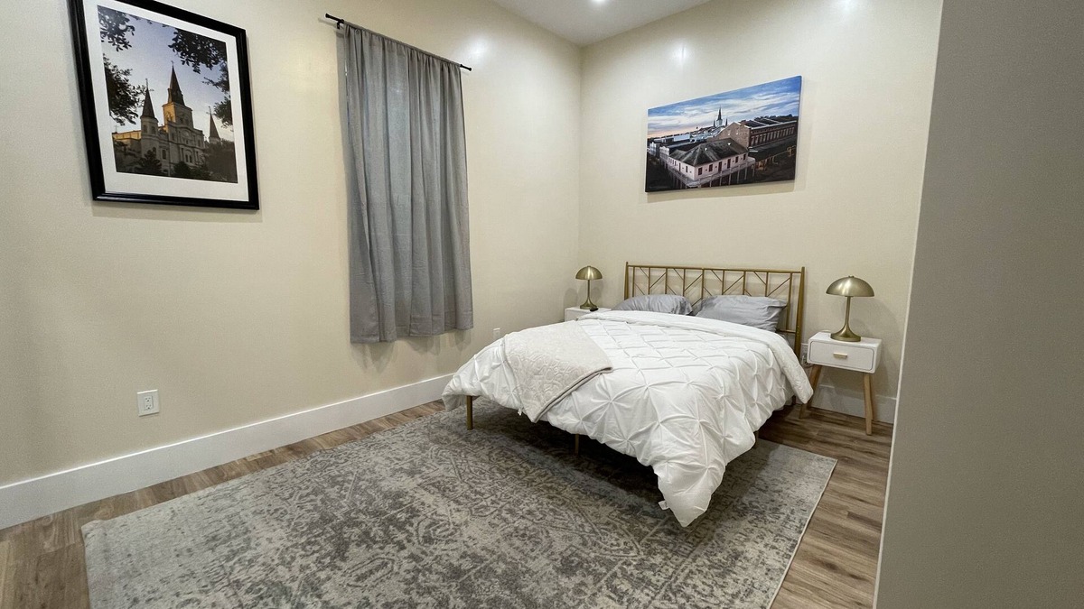 Esplanade Ridge House | Cozy Tremé Cottage steps from French quarter, Mid City, City park