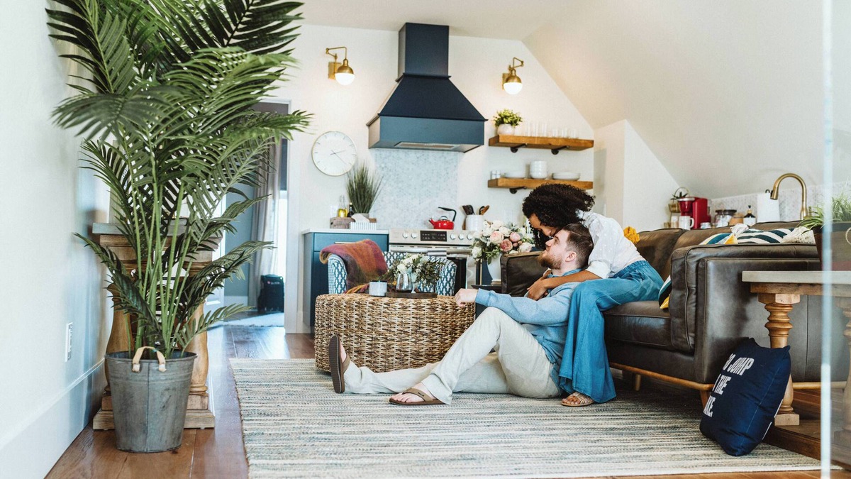 Kingsville House | Cozy, trendy, beachfront loft