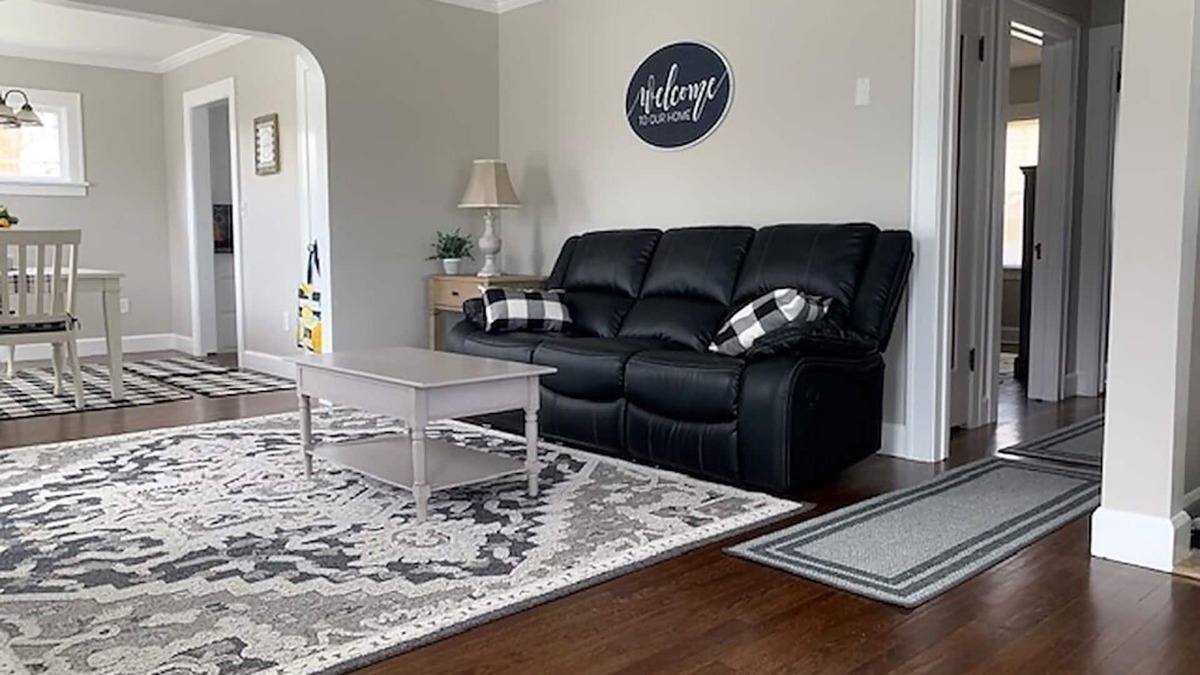 Twinsburg House | Cozy Twinsburg Home