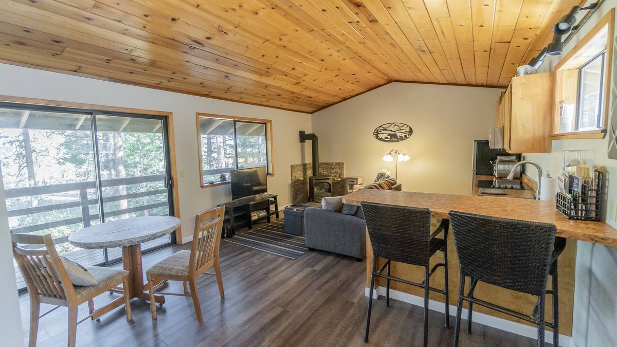 Tahoe Keys Cabin | Cozy unit, near the "Y." One minute walk to Tahoe Lagoon and forest trails!