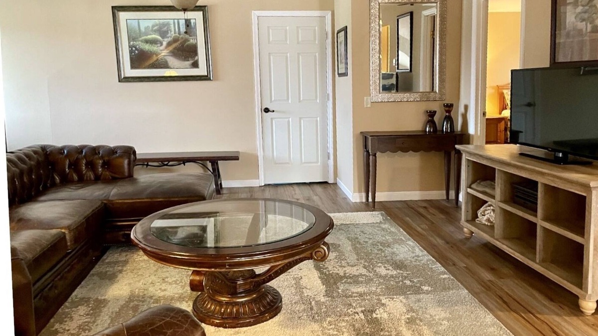 Mount Mourne House | Cozy Upscale Lake Norman Home. Modern & Spacious.