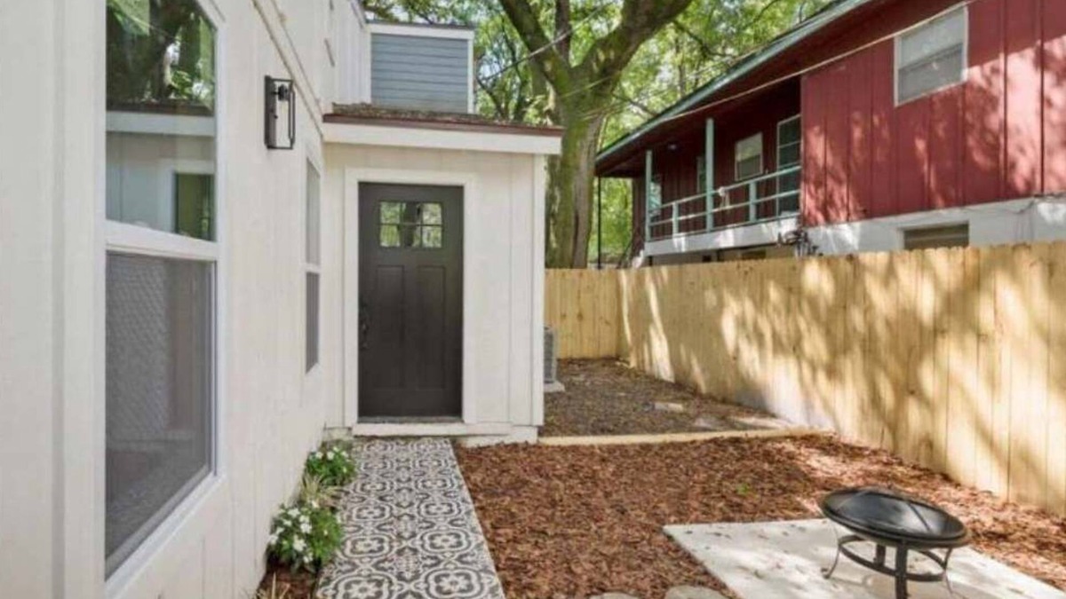 Murray Hill House | COZY URBAN BEAUTY MINUTES FROM HOSPITALS, RIVERWALK AND RESTAURANTS