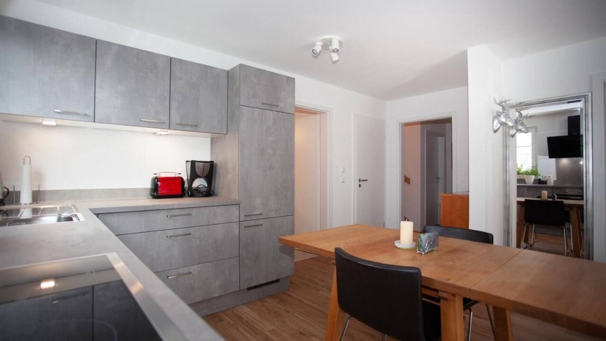 Ludwigshafen Apartment | Cozy vacation apartment within walking distance of Lake Constance