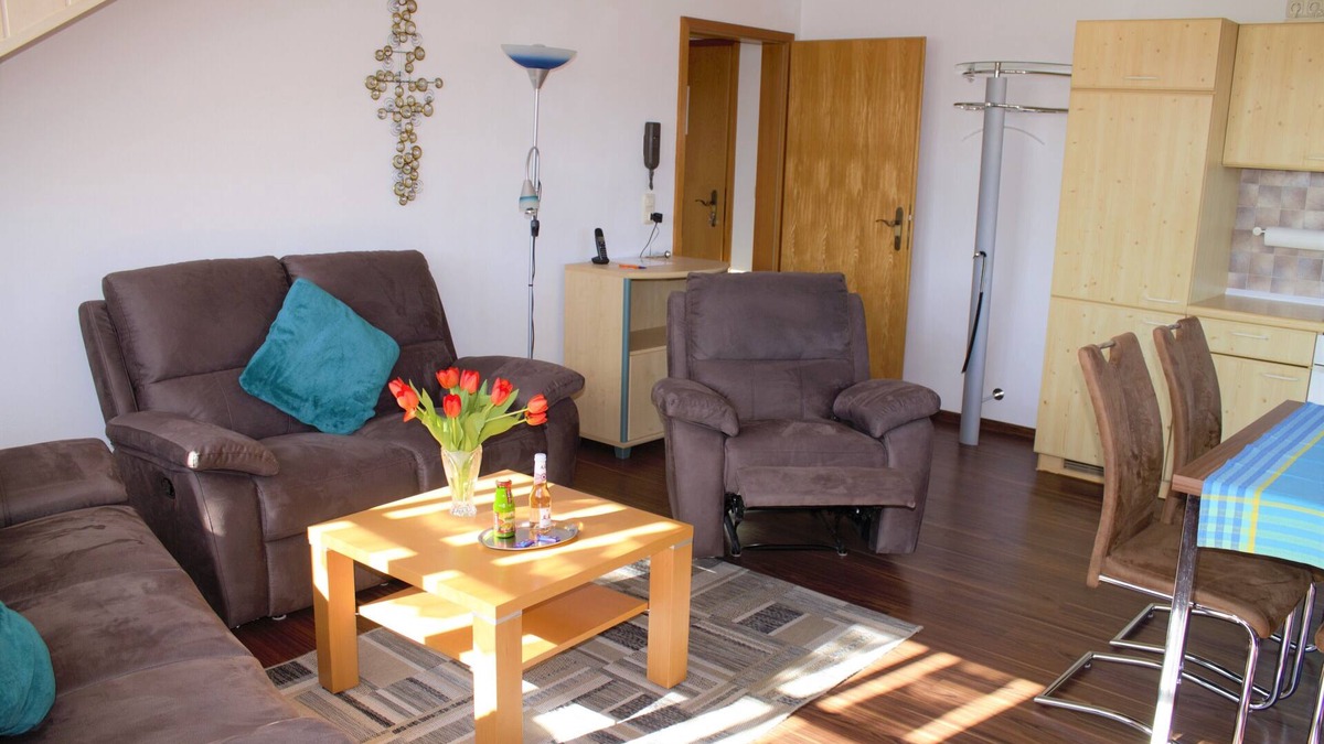 Bad Goegging Apartment | Cozy vacation apartment (50 sqm) for up to 3 people with spacious balcony