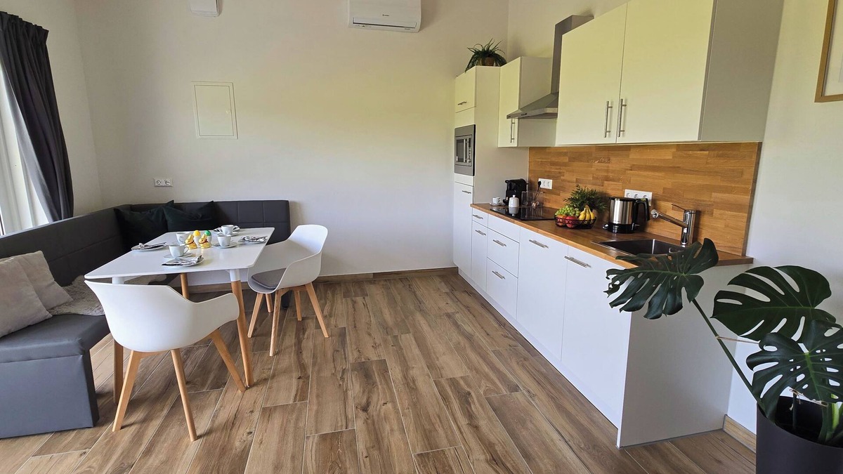 Aislingen Apartment | Cozy vacation apartment (30sqm) with garden, terrace and air conditioning