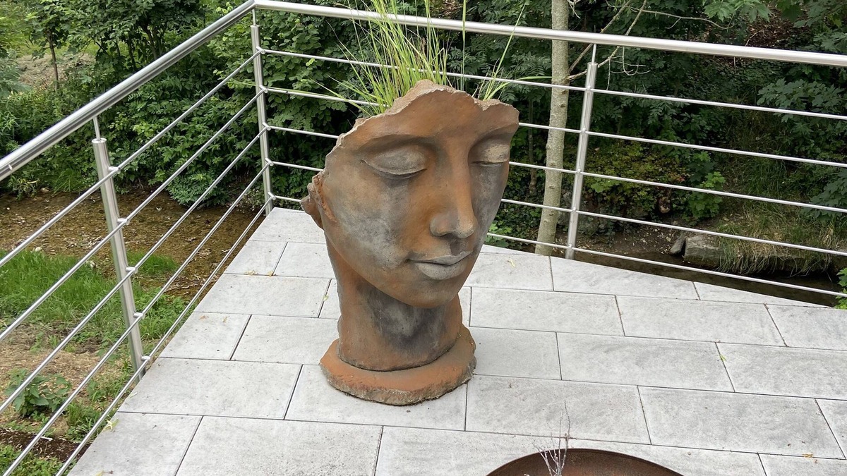 Pfeffingen Condo | Cozy vacation apartment on the Eyach