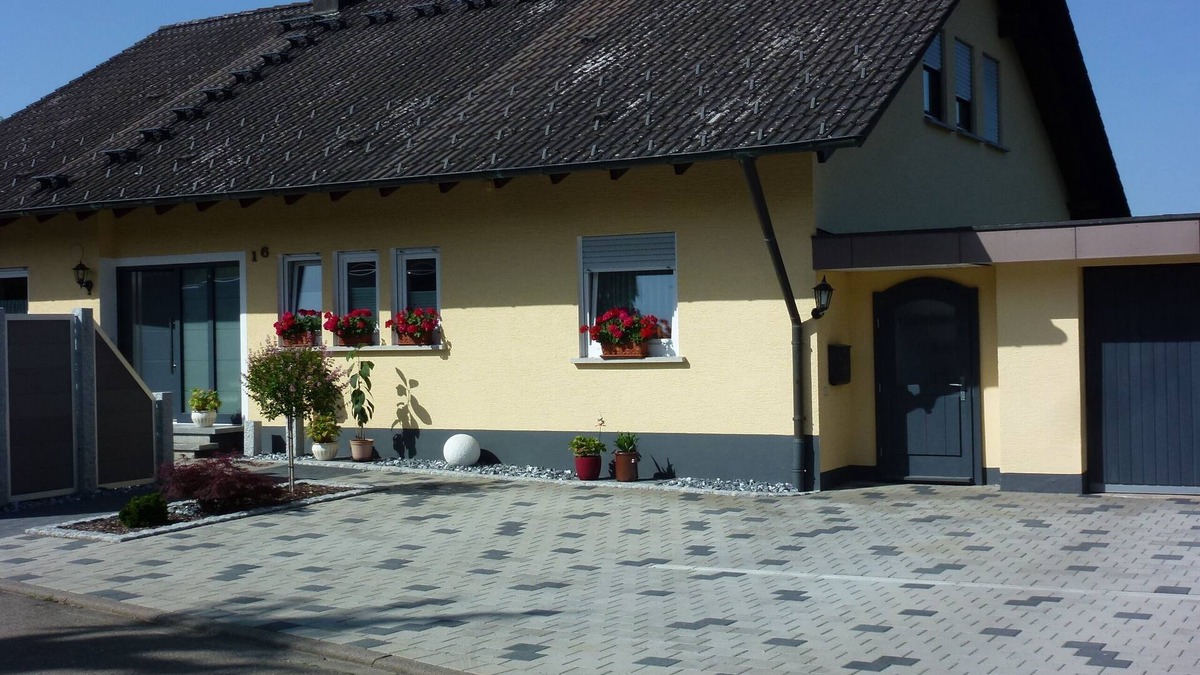 Irndorf Apartment | Cozy vacation apartment Ursula