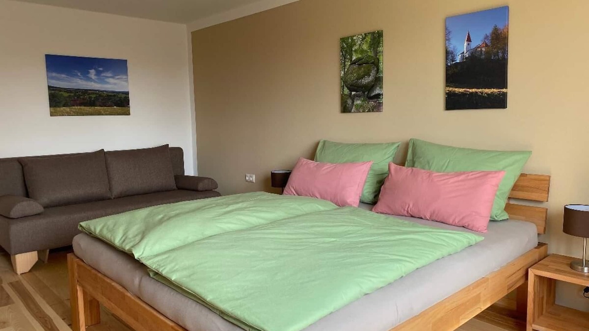 Posing Apartment | Cozy vacation apartment on the first floor with 2 bedrooms
