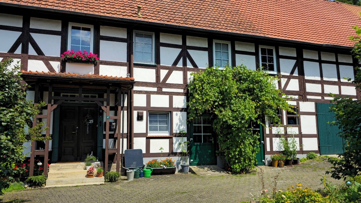 Osterode am Harz Apartment | Cozy vacation apartment Streckhofidylle in the picturesque town village of Uehrde
