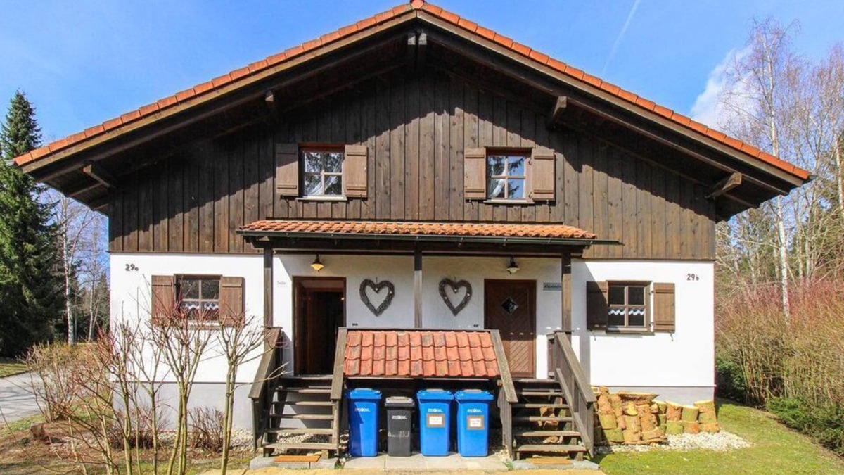 Kattersdorf Apartment | Cozy vacation home (94 sqm) with free WiFi and balcony