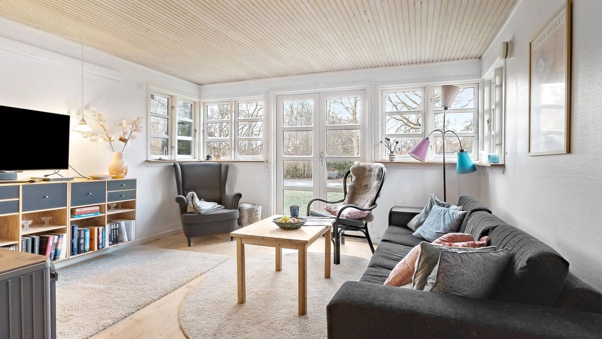 Kalundborg House | Cozy vacation home with large terrace and beautiful garden.