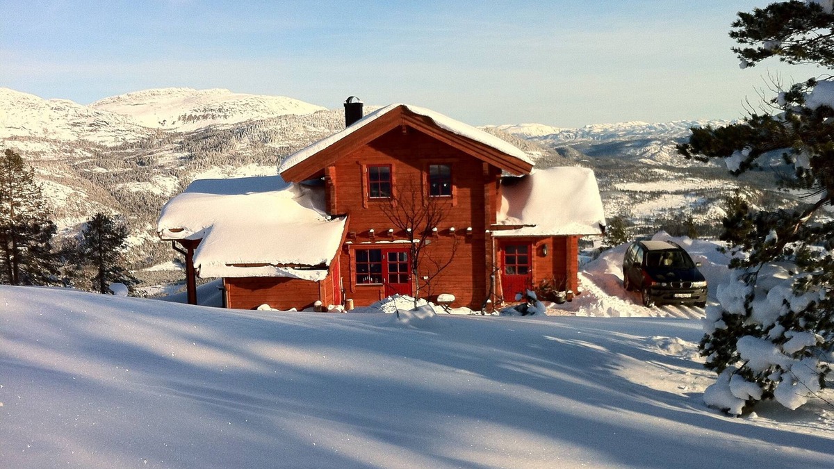 Kviteseid House | Cozy vacation home with views of mountains & lakes; in the middle of the ski area