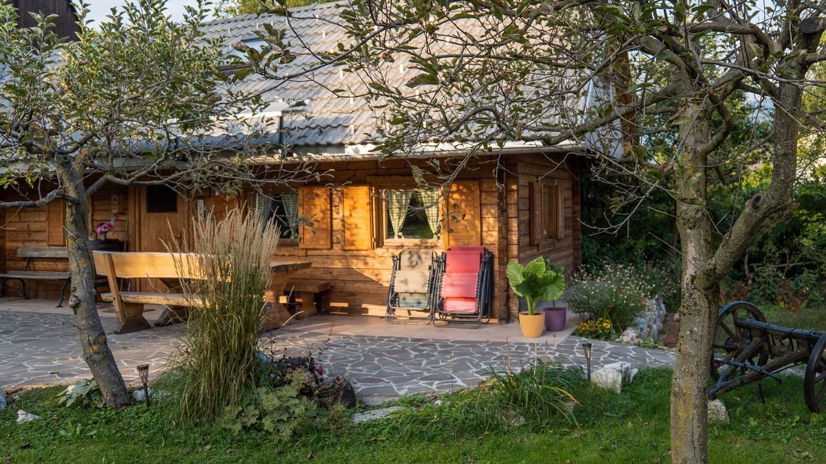 Radovljica House | Cozy vacation house, close to monutains in Slovenia (Pet-Friendly!)