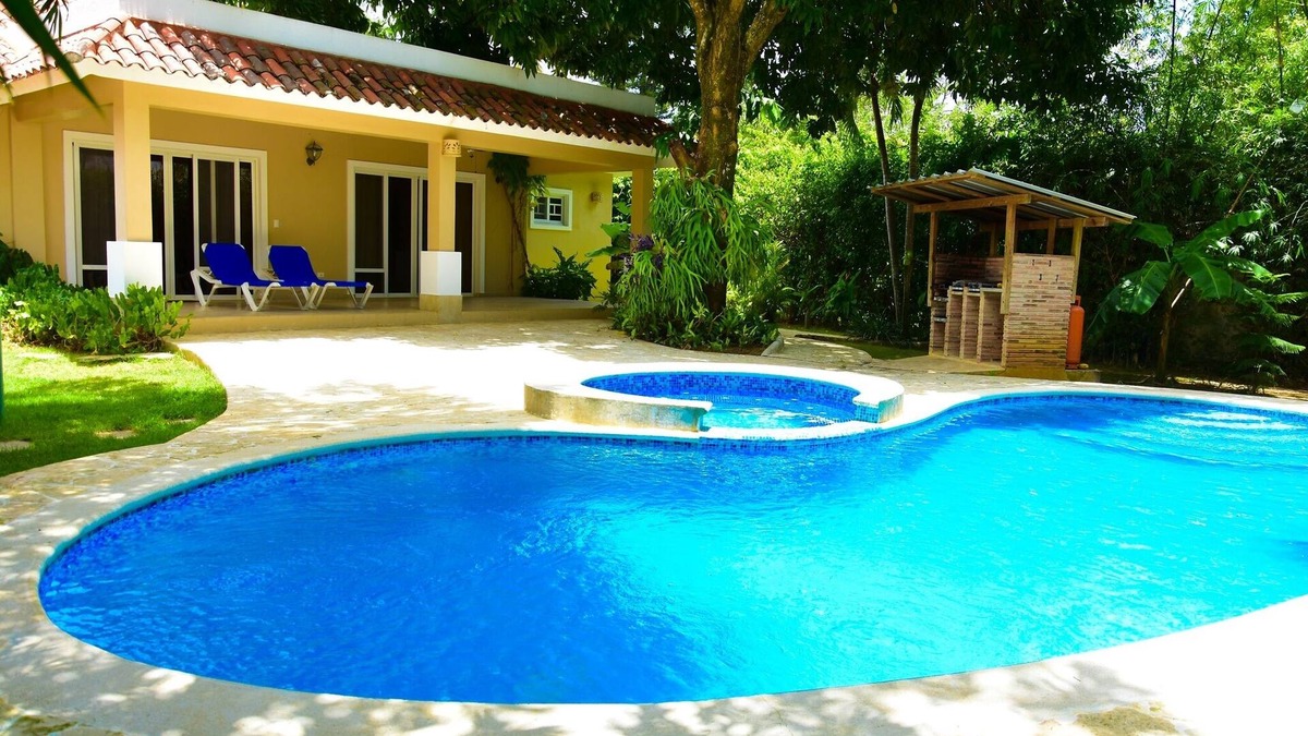 Urbanizacion Tavarez Villa | Cozy Villa 3 beds/2baths with pool and jacuzzi in SOSUA