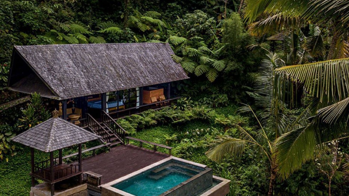 Penebel Villa | Cozy villa is by lush green landscapes views of hill valley and rice fields