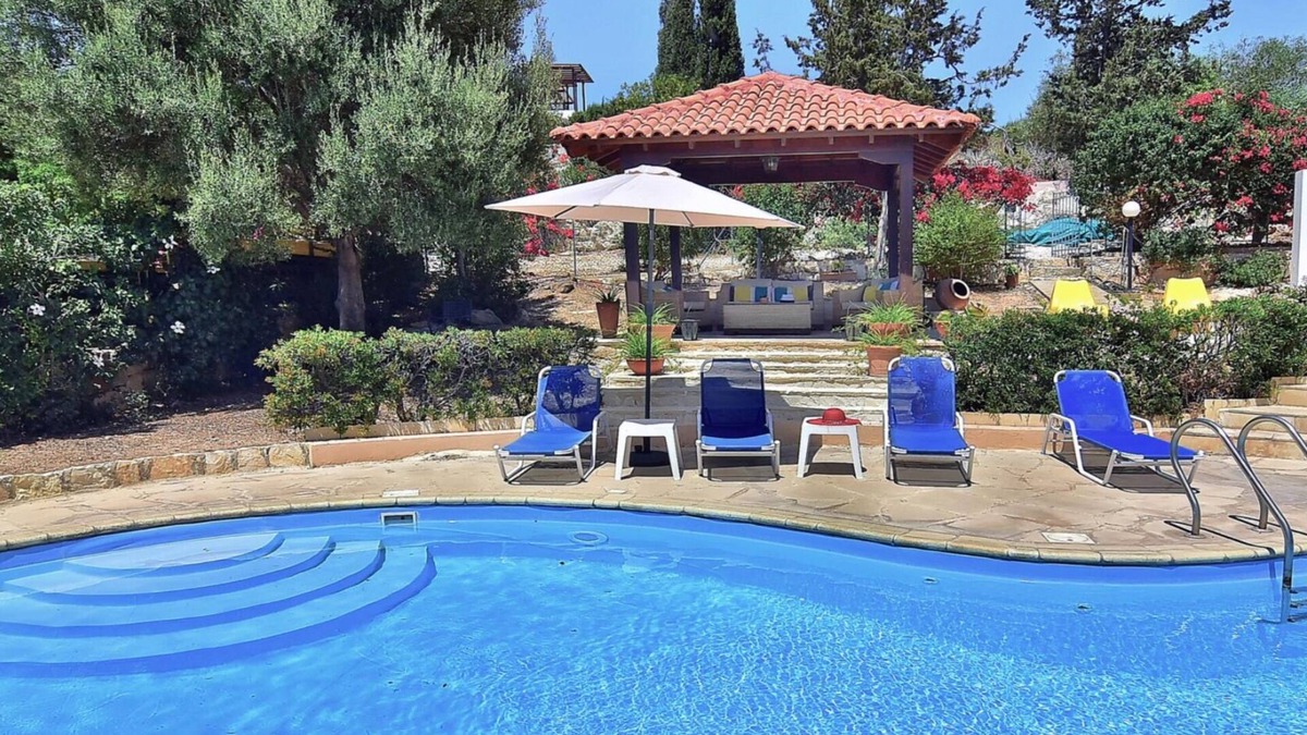 Pegeia Villa | Cozy Villa, Prime Location, Coral Bay, Large Pool, Billiard, nVillas for Groups