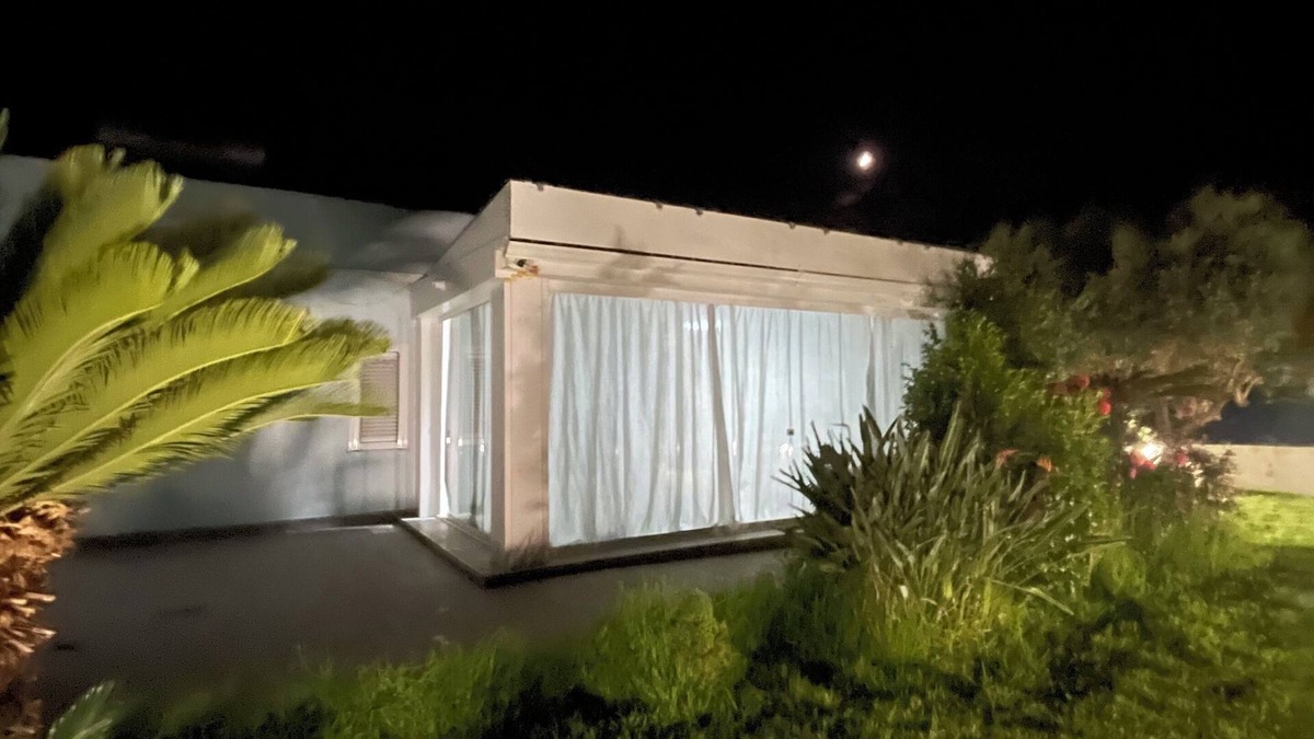 Procida Apartment | Cozy villa with garden a 5-minute walk from Chiaiolella beach