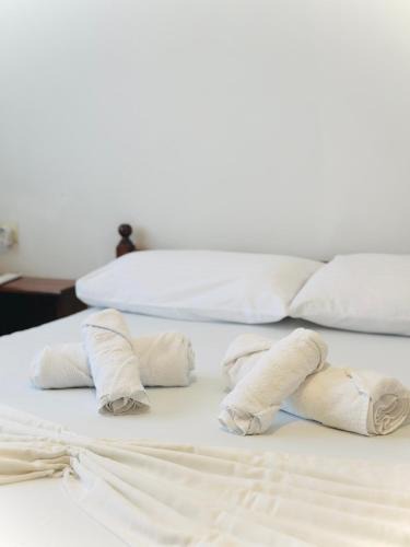 Delvine House | Cozy Village Guesthouse